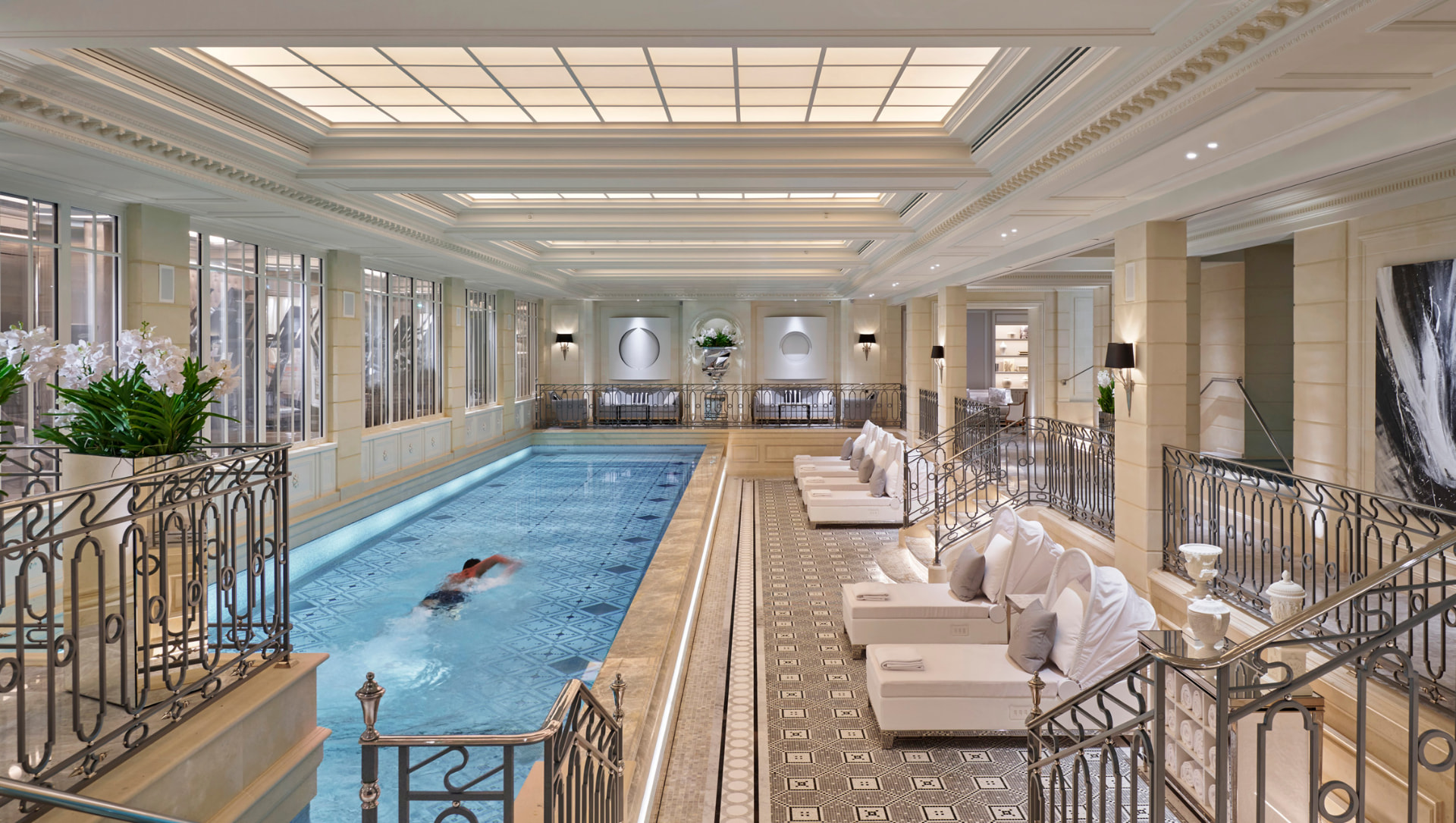 Four Seasons Hotel George V — 9