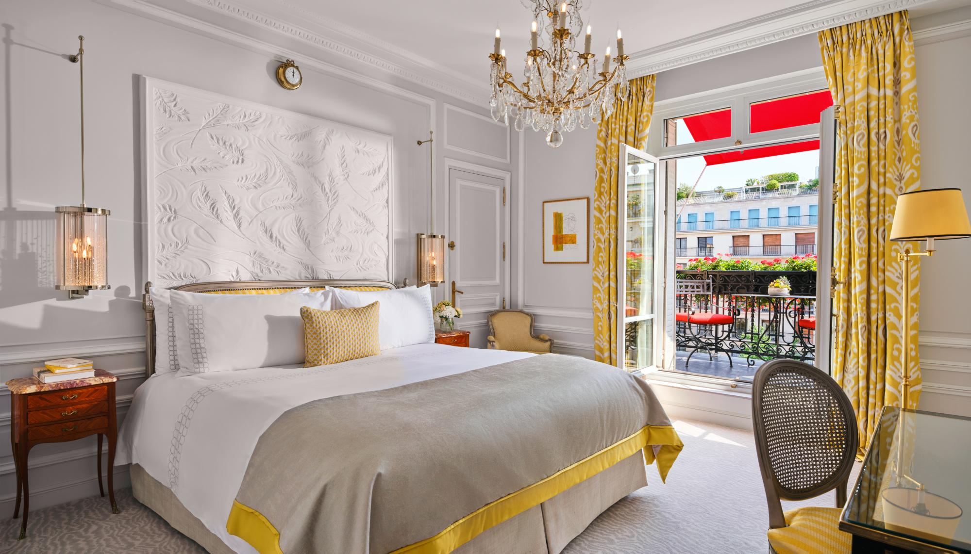 Hôtel Plaza Athénée — 4