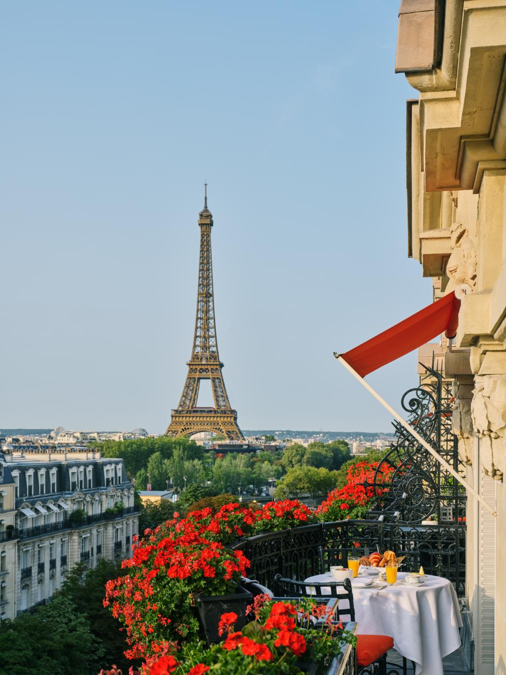 Hôtel Plaza Athénée — 5