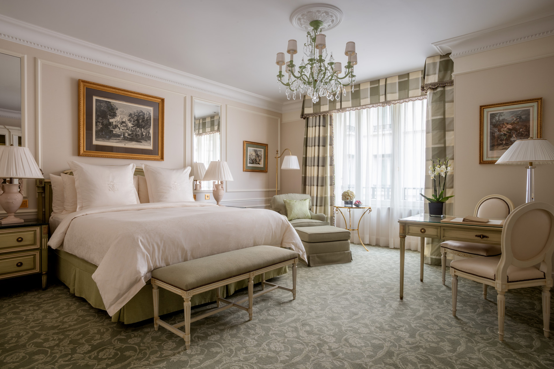 Four Seasons Hotel George V — 7