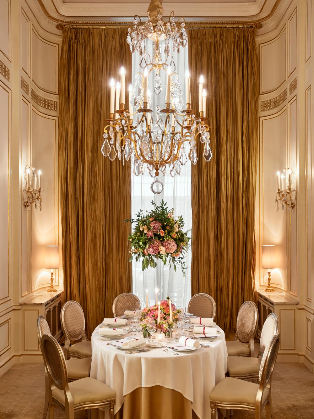 Hôtel Plaza Athénée — 7