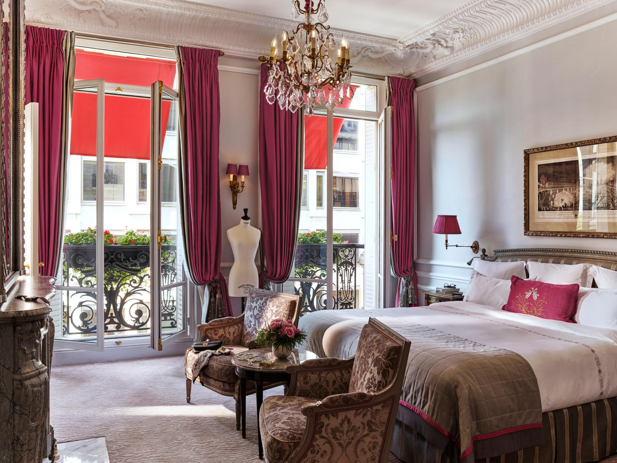 Hôtel Plaza Athénée — 3